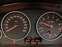 BMW 3-Serie 318i High Executive * SCHUIFDAK * TREKHAAK * LEDEREN BEKLEDING