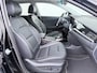 Kia Niro EV e-Niro ExecutiveLine 64kWh 3-Fase SOH 100% Schuif-Kanteldak Leder Warmtepomp Elek.Stoel+Memory JBL®-Audio Pdc Navi Ecc Camera Apple Carplay Android Auto Stoelverwarming+Koeling Stuurverwarming Lmv Privacy Glas DAB Vess Lane Assist Blind Spot 1E Eigenaar Dealeronderhouden Origineel Nederlandse Auto
