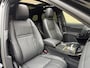 Land Rover Range Rover Evoque 1.5 P300e AWD 37.000km! | Black | Panoramadak | Meridian Audio | Adaptieve cruise | Navigatie | Lederen bekleding | Elektrisch verstelbare stoel met memory | Camera | Stoel&stuurverwarming | 20 inch LMV | Dealeronderhouden / Fabrieksgarantie!