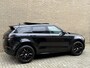 Land Rover Range Rover Evoque 1.5 P300e AWD 37.000km! | Black | Panoramadak | Meridian Audio | Adaptieve cruise | Navigatie | Lederen bekleding | Elektrisch verstelbare stoel met memory | Camera | Stoel&stuurverwarming | 20 inch LMV | Dealeronderhouden / Fabrieksgarantie!