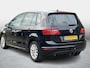 Volkswagen Golf Sportsvan 1.2 TSI Connected Series / Trekhaak / Stoelverwarming / Navigatie / Parkeerhulp / Executive Plus-Pakket / Winter-Pakket / 1e Eigenaar /