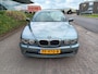 BMW 5-Serie 520i Lifestyle Edition Automaat, 17" LMV, PDC, Xenon, Clima, nieuwe APK!