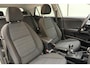 Kia Stonic 1.0 T-GDi 100pk MHEV Dynamic Plus Line | Kia Garantie 2028 | Navigatie | Camera | Climate control | Cruise control | Parkeersensoren | Keyless Start + Entry
