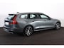 Volvo V60 T6 Recharge AWD Plus Dark - IntelliSafe Assist & Surround - 360º Camera - Harman/Kardon audio - Verwarmde voorstoelen, stuur & achterbank - Parkeersensoren voor & achter - Elektr. bedienb. voorstoelen met geheugen - Elektr. inklapbare trekhaak - 18' LMV