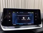 Peugeot e-208 EV Style 50 kWh 3-Fase Org.NL! / Android Auto / Stoelverwarming / LED / Navigatie / Cruise / 17'' LMV