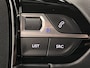 Peugeot 2008 1.2 PureTech Active Pack GT WIELEN 18 INCH | FULL LED | APPLE / ANDROID NAVIGATIE | ZWART DAK | STOELVERWARMING