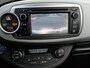 Toyota Yaris 1.5 Full Hybrid Asp. TREKHAAK / PARELMOER WIT
