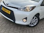 Toyota Yaris 1.5 Full Hybrid Asp. TREKHAAK / PARELMOER WIT