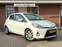 Toyota Yaris 1.5 Full Hybrid Asp. TREKHAAK / PARELMOER WIT
