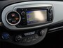 Toyota Yaris 1.5 Full Hybrid Asp. TREKHAAK / PARELMOER WIT