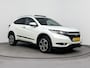 Honda HR-V 1.5 i-VTEC Executive Aut. | Panodak | 1/2 Leer | 17 Inch | Parkeersensoren | LED verlichting | Camera |