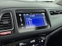 Honda HR-V 1.5 i-VTEC Executive Aut. | Panodak | 1/2 Leer | 17 Inch | Parkeersensoren | LED verlichting | Camera |