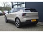 Volvo EX30 Single Motor Extended Range Plus 69 kWh | Warmtepomp | Adaptieve cruise control | Apple carplay/Android auto | Elektrische achterklep | keyless | 19 inch Lichtmetalen velgen