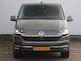Volkswagen Transporter 2.0 TDI L2H1 28 Highline DC | Trekhaak | Leder | LED | Achteruitrijcamera | Navigatie | Cruise Control | Automaat |