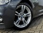 BMW 3-Serie 318i Sedan High Executive | LCI | M Sport | Schuifdak | LED | Leder |18 inch | NL Auto |