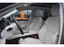 Volvo XC60 T6 Hybride AWD Plus Bright LONG RANGE | Head-Up display | Panoramadak | Stoel + Stuur Verwarmd | Adaptive Cruise |