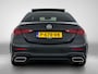 Mercedes-Benz C-klasse 200 Launch Edition AMG Line AMG Styling | Panoramadak | Multispaaks Wielen Inclusief 24 maanden Mercedes-Benz Certified garantie voor Europa.