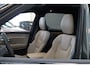 Volvo XC90 T8 406PK AWD Ultra Dark Executive Ed. | B&W | Luchtvering | 22" | Gelam. glas | Massage/ventilatie