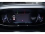 Peugeot 5008 1.2 PureTech Active 7-persoons cruise-controle climate-controle PDC v+a camera trekhaak 17"lmv stuurbediening bleutooth stoelverwarming