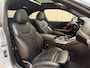 BMW 2-Serie Coupé M240i xDrive *Brooklyn Grey* Schuif-/Kanteldak HUD / Harman/Kardon / Stuurverwarming / Keyless / Carplay / Camera / Leder / Cruise / 19'' LMV
