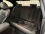 BMW 2-Serie Coupé M240i xDrive *Brooklyn Grey* Schuif-/Kanteldak HUD / Harman/Kardon / Stuurverwarming / Keyless / Carplay / Camera / Leder / Cruise / 19'' LMV