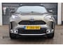Toyota Yaris Cross 1.5 Hybrid Launch Edition Bi-tone | Trekhaak | AllSeasons | El.