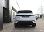 Land Rover Range Rover Evoque 1.5 P270e PHEV AWD Business Dynamic Edition | Schuif/Kantel dak | 20" Zwarte LM velgen | Black Pack |