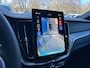Volvo XC60 2.0 T8 Plug-in hybrid AWD Ultra Dark HEICO SPORTIV | HEICO SPORTIV | FLASH GREEN | 22" Custom Pegasus velgen | Luchtvering | Full Option! |