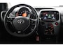 Toyota Aygo 1.0 VVT-i x-play | Achteruitrijcamera | Airco | Lichtmetalen Velgen | Bluetooth |
