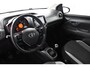 Toyota Aygo 1.0 VVT-i x-play | Achteruitrijcamera | Airco | Lichtmetalen Velgen | Bluetooth |