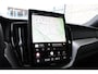 Volvo XC60 2.0 T6 Plug-in hybrid AWD Ultra Black Edition | Nappa leder Open Grid | Panoramadak | Visual Park Assist | Luchtvering | Preconditioning | Getinte ramen | Headup | Full Led | Driver Assistance | Driver Awareness | 22 Inch | Premium Audio by Harman Kardon | Google Maps | Google Assistant | Blis | Elektrische achterklep | Verwarmbaar stuurwiel | Keyless | Elektrisch verstelbare voorstoelen met geheugen | Stoelverwarming voor en achter