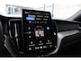 Volvo XC60 2.0 T6 Plug-in hybrid AWD Ultra Black Edition | Nappa leder Open Grid | Panoramadak | Visual Park Assist | Luchtvering | Preconditioning | Getinte ramen | Headup | Full Led | Driver Assistance | Driver Awareness | 22 Inch | Premium Audio by Harman Kardon | Google Maps | Google Assistant | Blis | Elektrische achterklep | Verwarmbaar stuurwiel | Keyless | Elektrisch verstelbare voorstoelen met geheugen | Stoelverwarming voor en achter