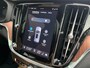Volvo V60 T6 Plug-In Hybrid Ultra Dark | Bowers & Wilkins | Stoelmassage | Pano | 360 camera | Gelamineerd glas | Nappa leder |