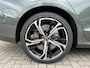 Volvo V60 T6 Plug-In Hybrid Ultra Dark | Bowers & Wilkins | Stoelmassage | Pano | 360 camera | Gelamineerd glas | Nappa leder |