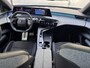 Peugeot E-3008 GT 73kWh 210pk | FISCAAL AANTREKKELIJK! | TREKHAAK | ALCANTARA | FOCAL HIFI | SCHUIF/KANTELDAK | WARMTEPOMP