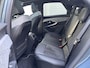Peugeot E-3008 GT 73kWh 210pk | FISCAAL AANTREKKELIJK! | TREKHAAK | ALCANTARA | FOCAL HIFI | SCHUIF/KANTELDAK | WARMTEPOMP