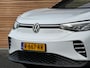 Volkswagen ID.4 Pure 52 kWh Camera / AD-Cruise / Navigatie