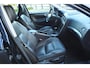 Volvo V70 2.5T Summum, netto € 5.750, Carplay, Leder, bijtel vriendelijk!
