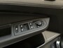 Volkswagen Golf 1.5 TSI Life Business Alcantara Virtual Cockpit Parkeersensoren