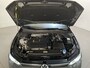 Volkswagen Golf 1.5 TSI Life Business Alcantara Virtual Cockpit Parkeersensoren