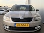 Skoda Octavia Combi 1.2 TSI Greentech JOY Businessline Carplay.