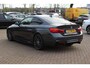 BMW 4-Serie Coupé 420i Executive / Alcantara / Spoiler / 19'' / Navigatie / Parkeerhulp achter / Sportstoelen / Cruise Control