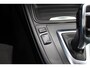 BMW 4-Serie Coupé 420i Executive / Alcantara / Spoiler / 19'' / Navigatie / Parkeerhulp achter / Sportstoelen / Cruise Control