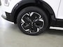 Kia Niro EV Plus 64.8 kWh | Schuif / Kanteldak | Stoel/Stuurwielverwarming | Elektr. Achterklep | Led Koplampen | Sfeerverlichting |