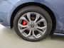 Ford Focus Ford 1.0 EcoBoost Hybrid ST Line Style | Winterpakket | Parkeercamera | Cruise Control | Navigatie | Achterspoiler |