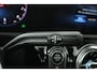 Mercedes-Benz A-klasse 180 Business Solution Luxury (PANORAMADAK, SFEERVERLICHTING, STOELVERWARMING, CAMERA)