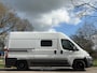Peugeot Boxer 330 L2H2 2.2HDI 12 0 CAMPERBUS *omvormer* *drie zitplaatsen* *airco* *veel ruimte* *dakraam*