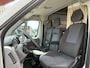 Peugeot Boxer 330 L2H2 2.2HDI 12 0 CAMPERBUS *omvormer* *drie zitplaatsen* *airco* *veel ruimte* *dakraam*