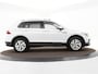 Volkswagen Tiguan 1.4 TSI 245pk DSG eHybrid Elegance · Panoramadak · Camera · Apple/Android Car Play · Dodehoek Detectie · 18'' Inch ·
