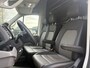 Volkswagen Crafter 35 2.0 TDI L3H3 Highline *DSG AUTOMAAT* 140 PK! Navigatie, cruise control, trekhaak, APPLE carplay